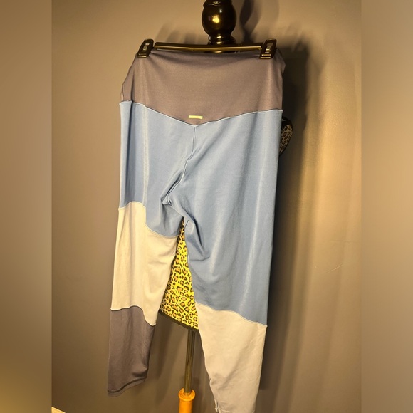 Aerie Women's Colorblock Leggings Size XL - Picture 4 of 7